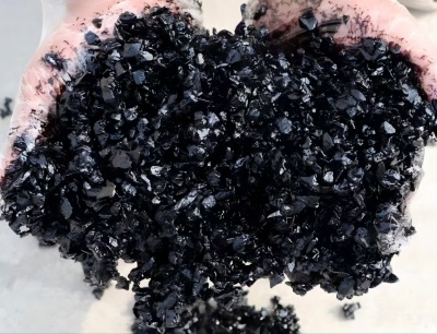 依兰沥青冷补料（沥青砂）的优势特点与施工流程解析